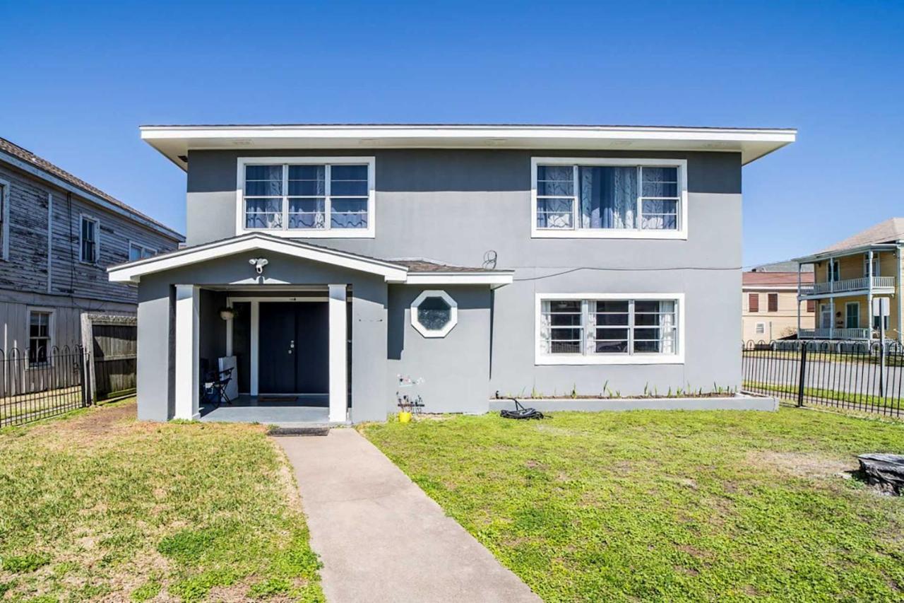 Spacious And Modern Family Duplex In Galveston! ภายนอก รูปภาพ